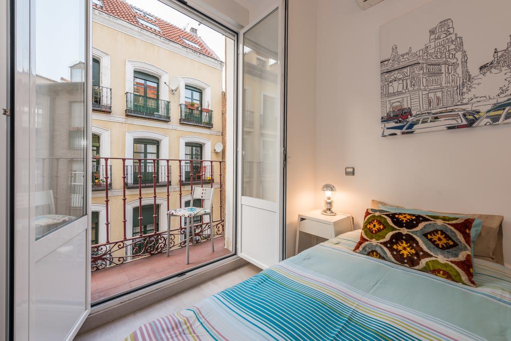 Apartamento Latina Sol Madrid Exterior foto